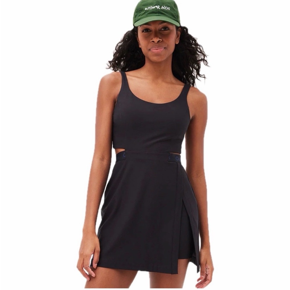 Outdoor Voices Court Cutout Tennis Dress (size M)